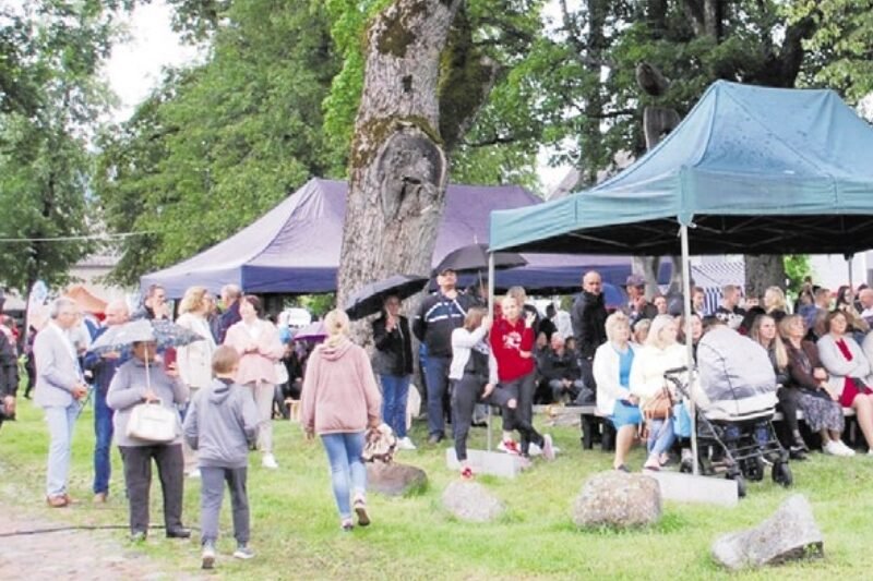 Apie pinigus ir žmones, kurie stiprina bendruomenes
