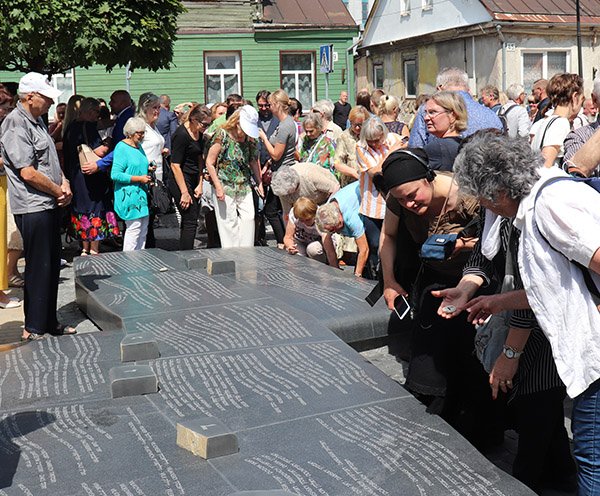 Atidarytas memorialas Jurbarko žydų bendruomenės atminimui (transliacijos įrašas) (2)