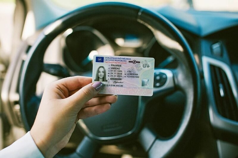 Automobilių techninę apžiūrą bus galima atlikti vėliau