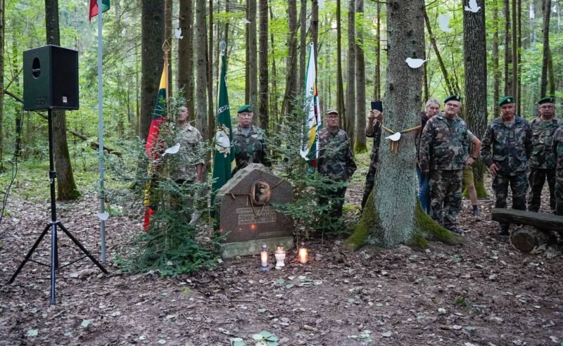 Baltijos kelio atmintis vedė prie ypatingo bunkerio (video)