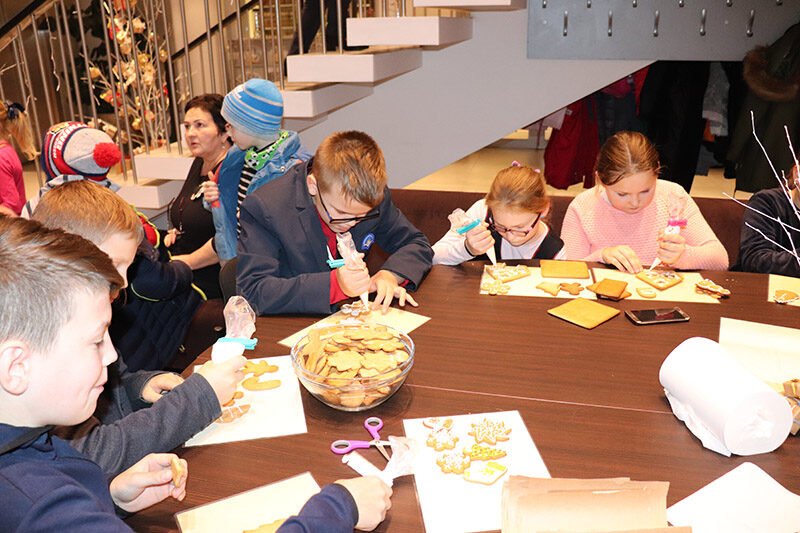 Bibliotekoje pakvipo meduoliais ir naujomis knygomis