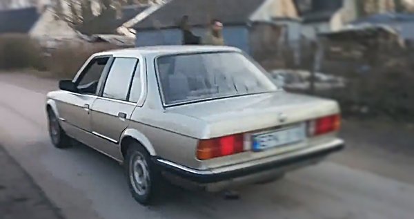 BMW bandymų trasa – miesto gatvė (video) (9)