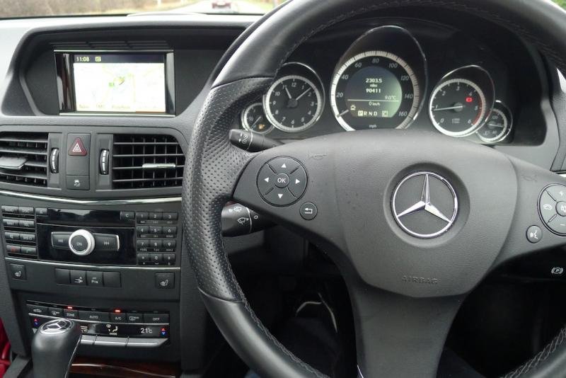 Bus galima registruoti dešiniavaires transporto priemones (1)