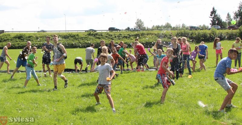 Dainų slėnyje – karas (nuotraukos)