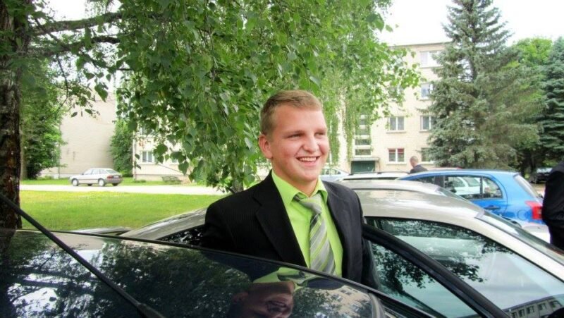 Dingusio vaikino pėdsakai veda prie upės (nuotraukos) (1)