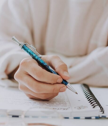 Du gimnazistai gavo šimtukus iš lietuvių kalbos ir literatūros egzamino