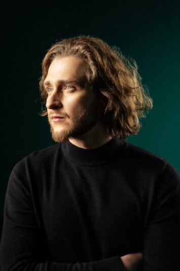 „Eurovizijos“ atrankoje – jurbarkietis Elonas Pokanevič