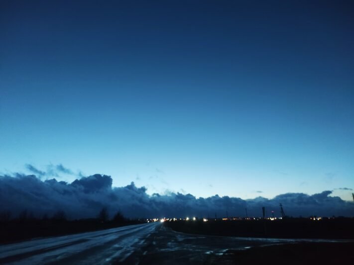 Gero oro nežada – bus šlapia ir vėjuota