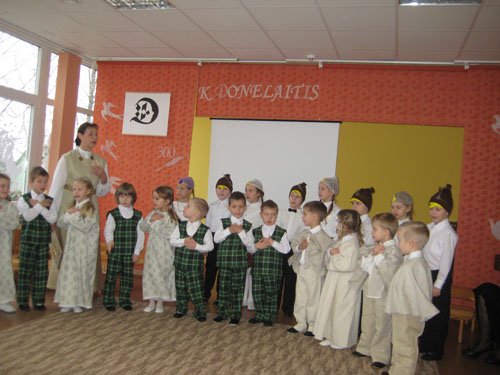 Gimtosios kalbos diena su Donelaičiu
