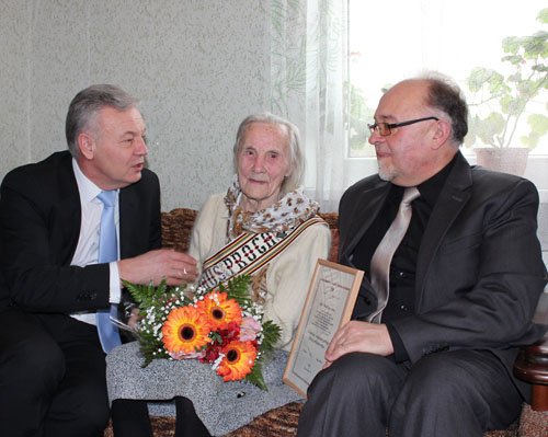 Šimtametę užgrūdino vargas ir sunkus darbas