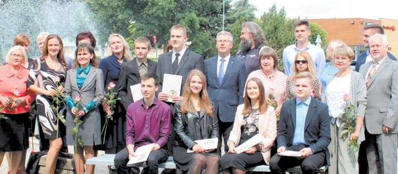 Šimtukų derlius šiemet kur kas gausesnis (nuotraukos)