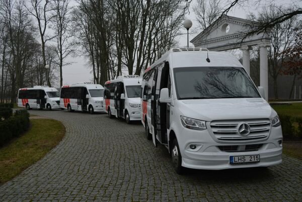 Jurbarkiečiams nupirko keturis naujus autobusus