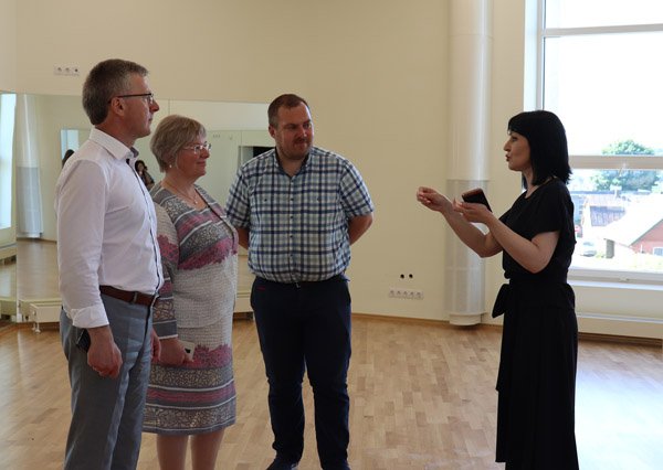 Jurbarko kultūros centro rekonstrukcija – be pabaigos