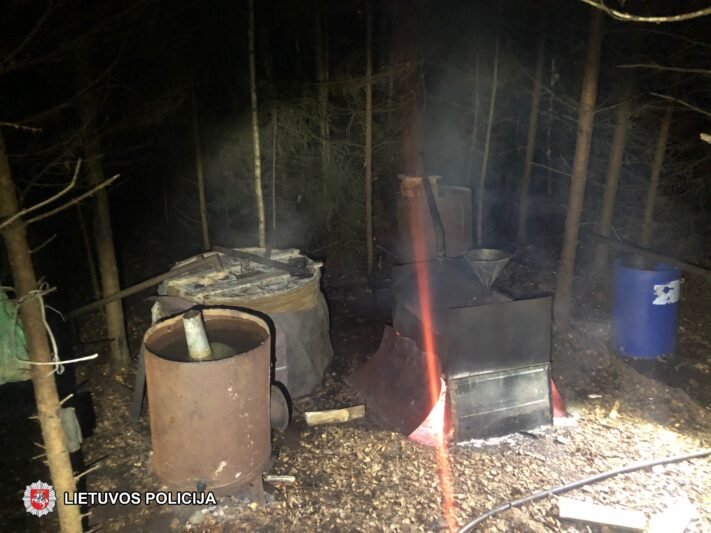 Įkliuvo naminukę varęs senolis