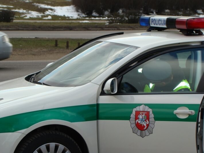 Įkliuvo narkotikų turėjęs jaunuolis (2)