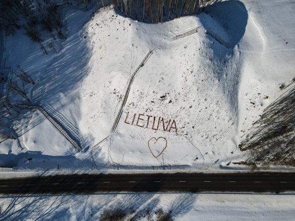 Kraštas pasipuošė žodžiu „Lietuva“ (nuotraukos)