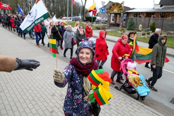 Miestą nusplavino patriotinė eisena (nuotraukos)