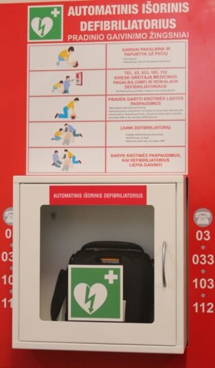 Mieste įrengti defibriliatoriai ir turniketai (1)