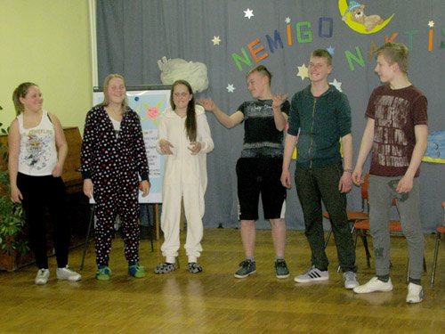 Naktį mokykloje viskas kitaip