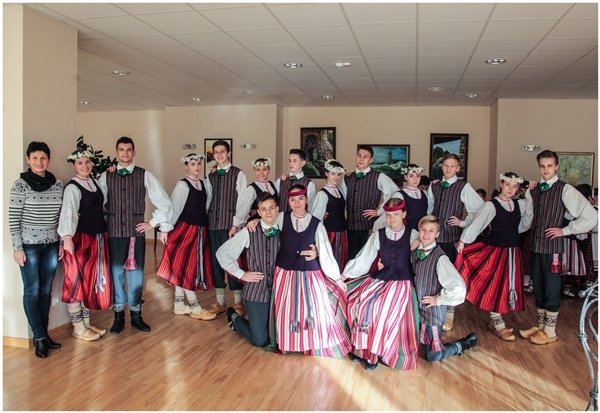 „Nemunėlio“ šokėjai pateko į konkursinio festivalio „Aguonėlė 2016“ nacionalinį turą