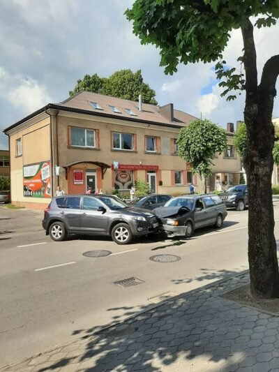 Neprasilenkė gatvėje