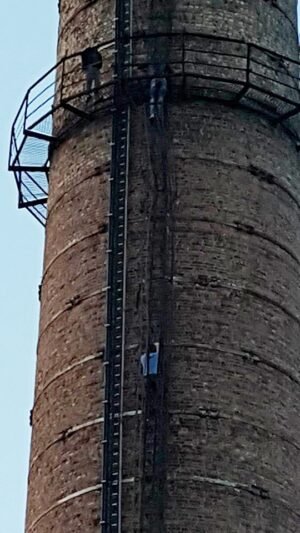 Paaugliai atrado apleistą kaminą (nuotraukos) (2)