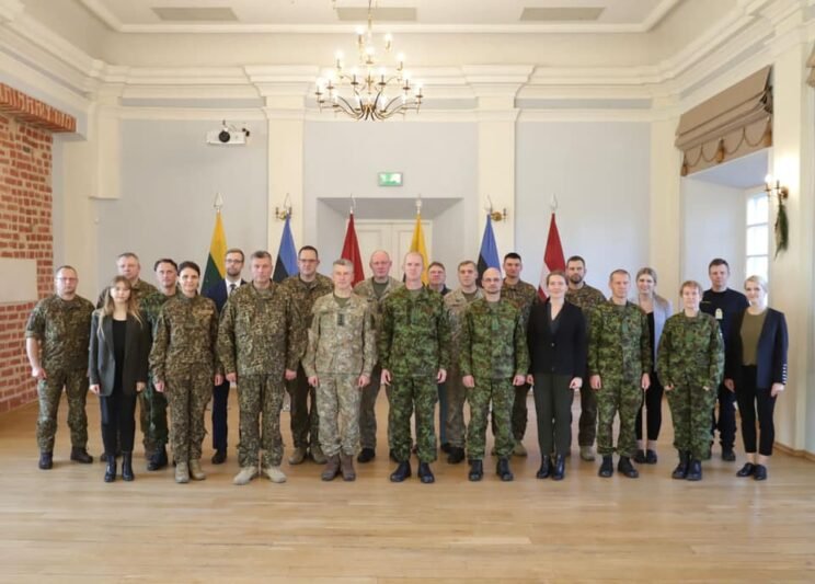 Panemunės pilyje susitiko Baltijos šalių kariuomenių vadai