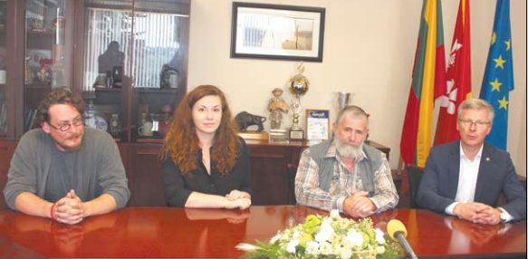 Paramos paminklui statyti ieškos ir Lietuvoje