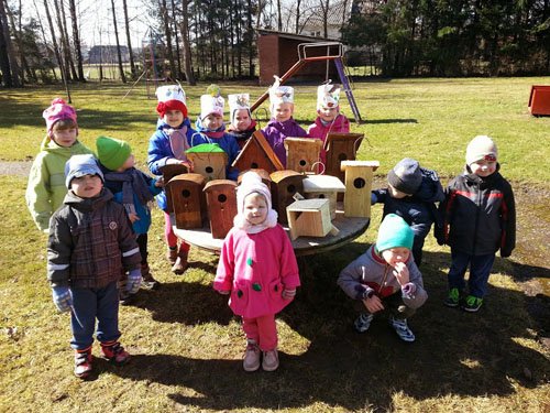 Pavasaris ant gandro sparnų