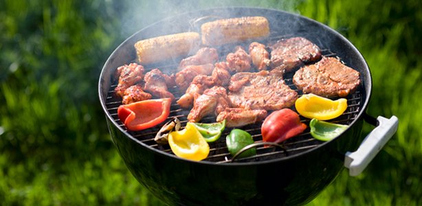 Penkios gudrybės, kurias privalote žinoti, prasidėjus grilio sezonui