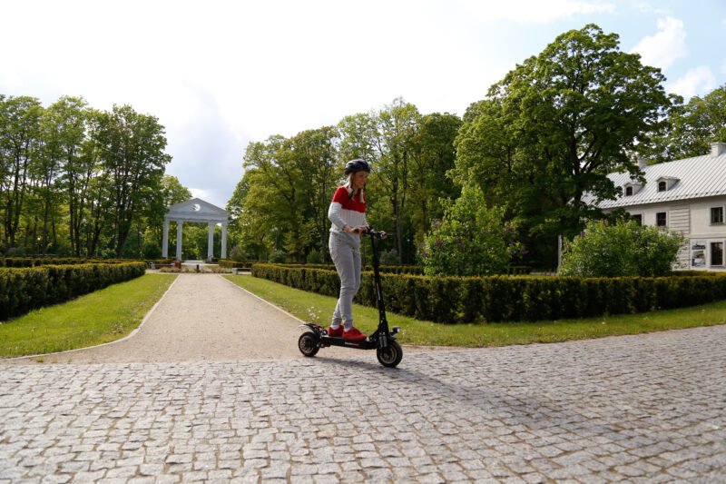 Per patikrinimą – masiniai paspirtukininkų pažeidimai