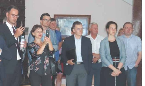 Pilis ištuštėjo, sprendimų – nėra (3)