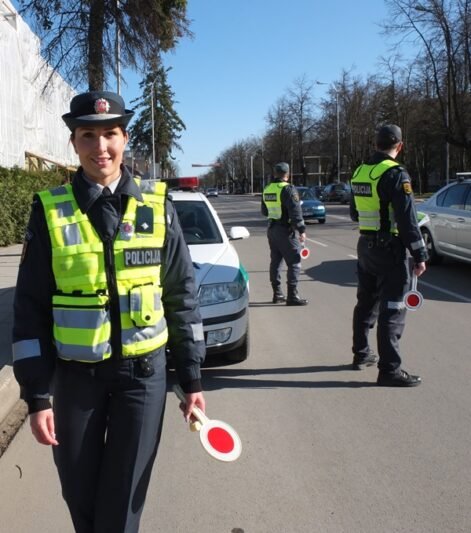 Policija perspėja apie reidus (2)