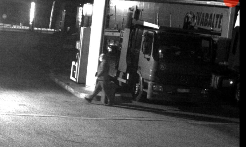 Policija prašo pagalbos: ieško galimai 12 tūkst eurų pavogusio vyro (video)