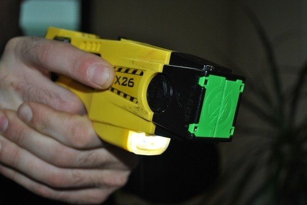 Policininkai elektrošoku ligoninėje tramdė neblaivų pacientą.