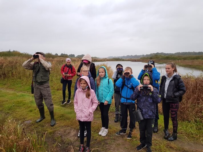 Prasmingas užsiėmimas – paukščių palydėtuvės!