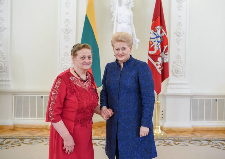 Prezidentė Dalia Grybauskaitė pagerbė kraštietę