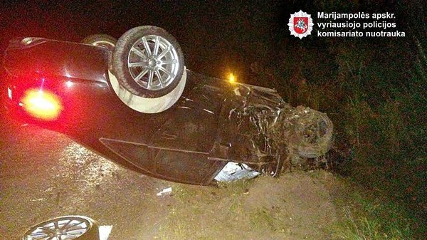 Prieš pusiaunaktį – tragiškas eismo įvykis (nuotraukos) (2)