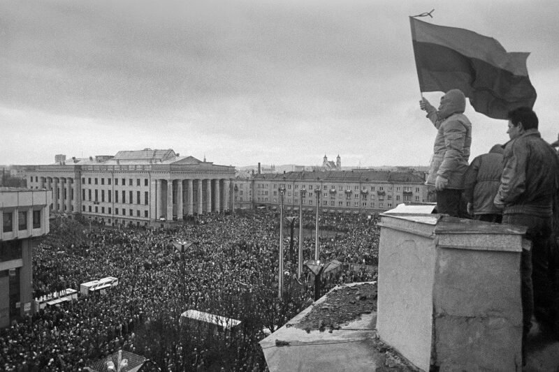 Pristato filmą „Jurbarkiečiai – Parlamento gynėjai. 1991 m. sausis“ (video)