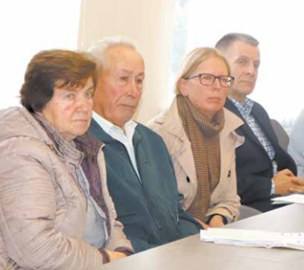 Registrų centro specialistams – aštrūs žemės savininkų klausimai