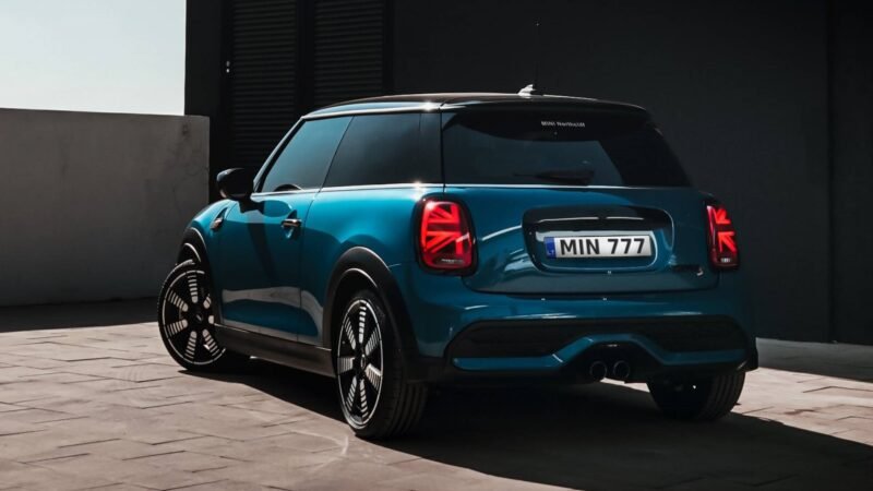 „Regitra“ papildys planuojamų gaminti numerio ženklų sąrašą – jame MIS, MIN, MIM, MII, MYL deriniai