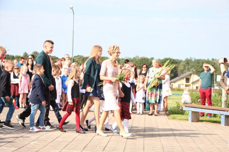 Rugsėjui priartėjus: 5 patarimai, kad vaiko kelionė į mokyklą būtų saugi (1)