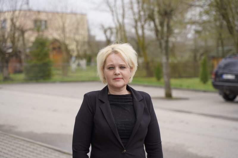 Rusijai užpuolus Ukrainą ginkluojasi ir moterys