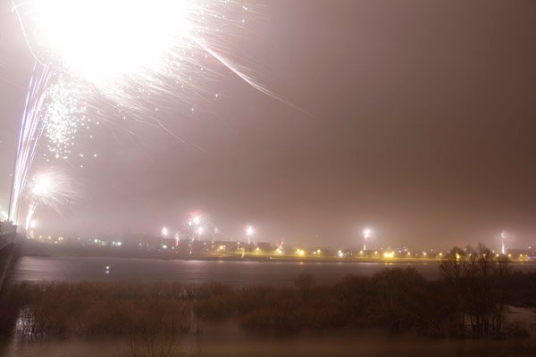Saugiai naudokimės pirotechnikos gaminiais!