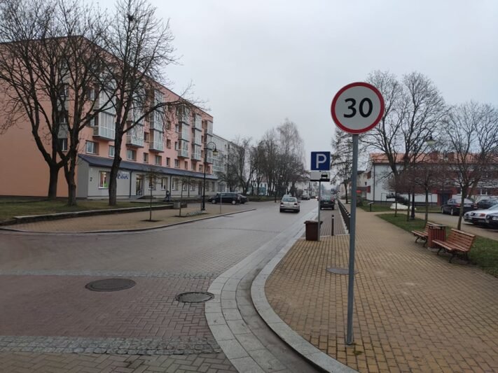 Seimas priėmė naują mokestį automobilių savininkams (2)