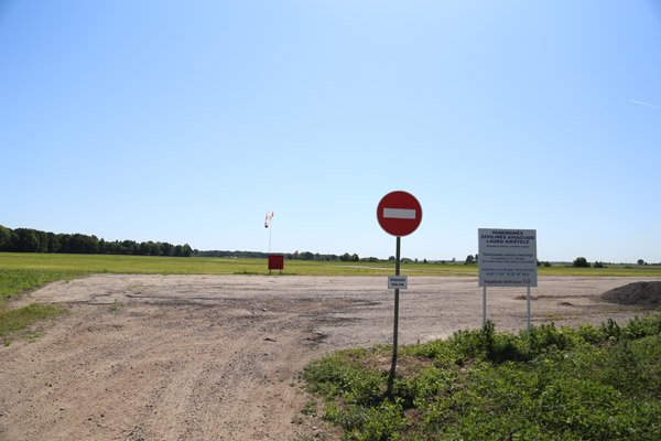 Seną aerodromą patikėjo asociacijai