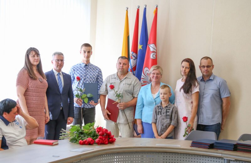 Sportininkų kišenes papildė premijos