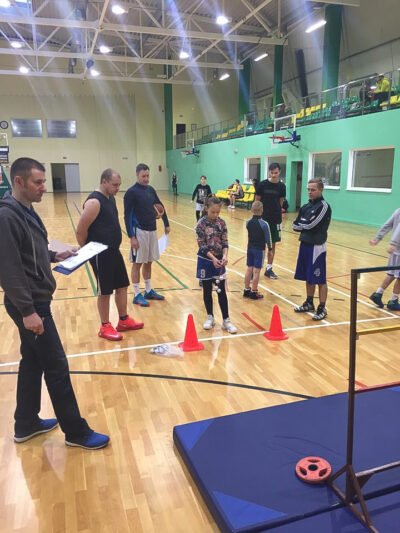 Sportuoti pakvietė šeimas ir draugus (nuotraukos) (2)