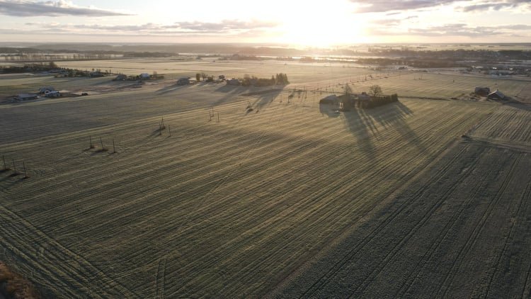 Spustelėjo šaltukas, keliai slidūs