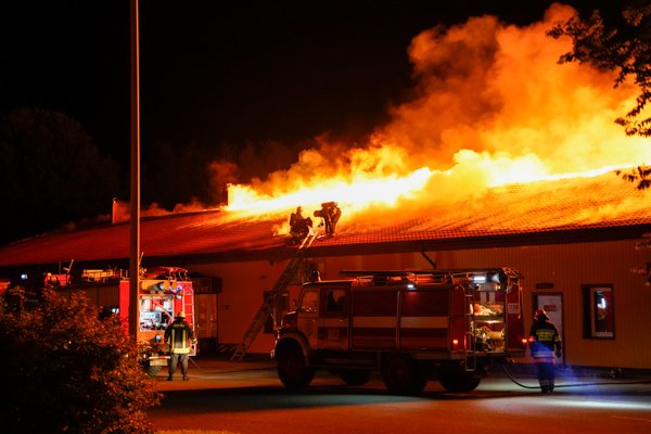 Sudegė  „Jurbarkų mėsa“ (papildyta, nuotraukos, video) (18)